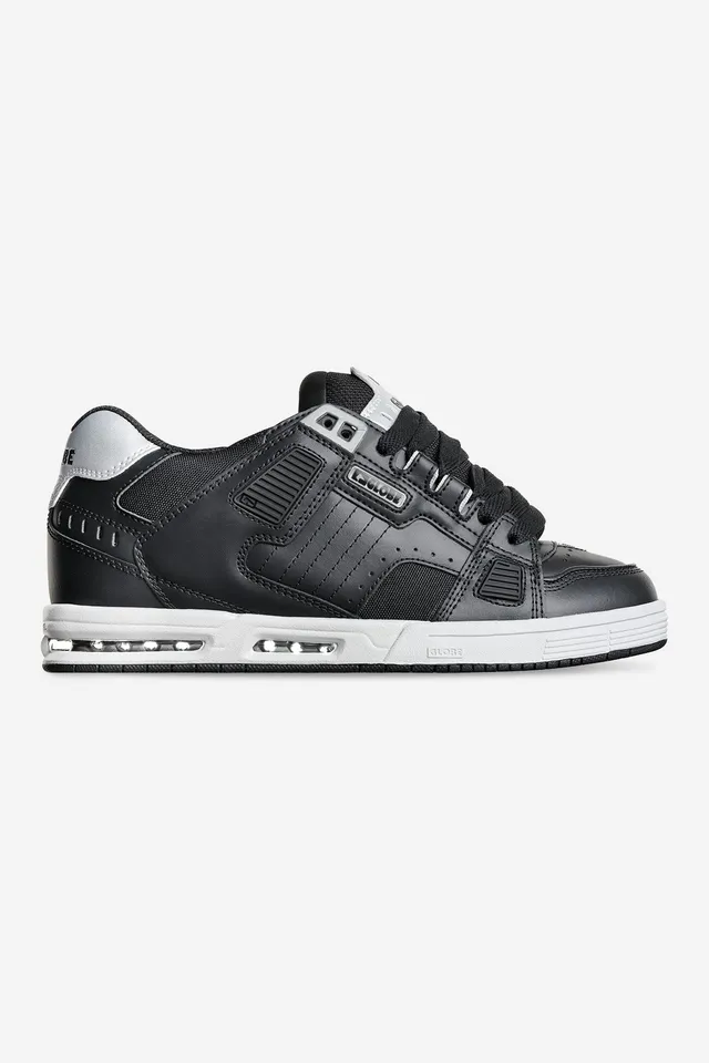 globe-sabre-skateschuh-black-silver image 1
