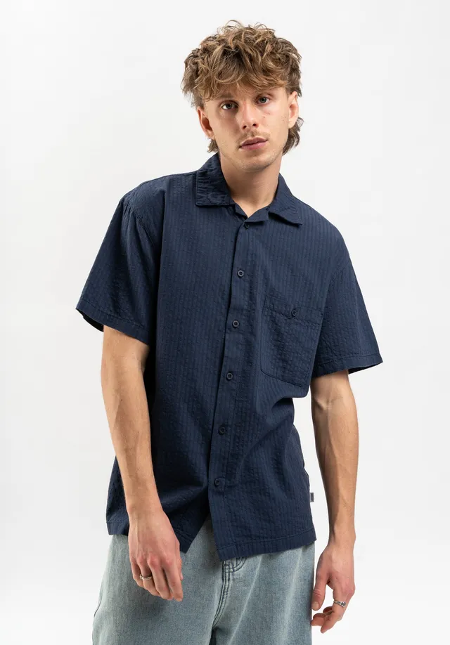 titus-paulo-shirt-kurzarm-regular-fit-leichter-baumwollstoff-knopfleiste image 1