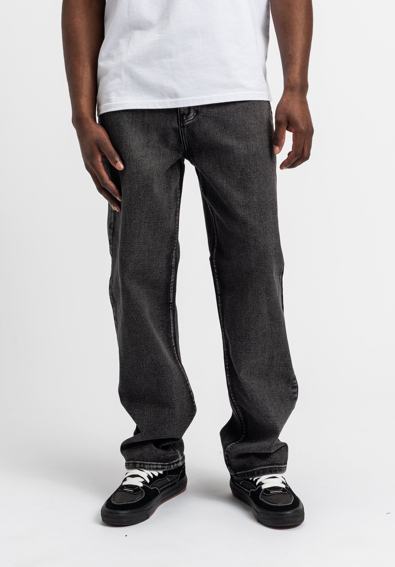 titus-taper-fit-jeans-5-pocket-skate-denim image 1