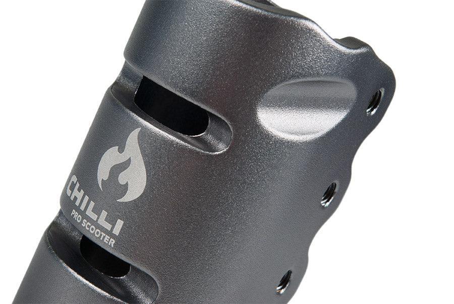 chilli-pro-scooter-clamp-scs-4-bolt-grey-stunt-scooter-klemme image 4