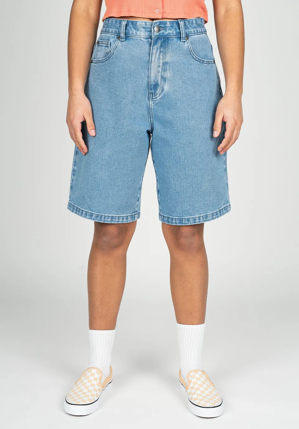 titus-duana-jeans-shorts-damen image 1