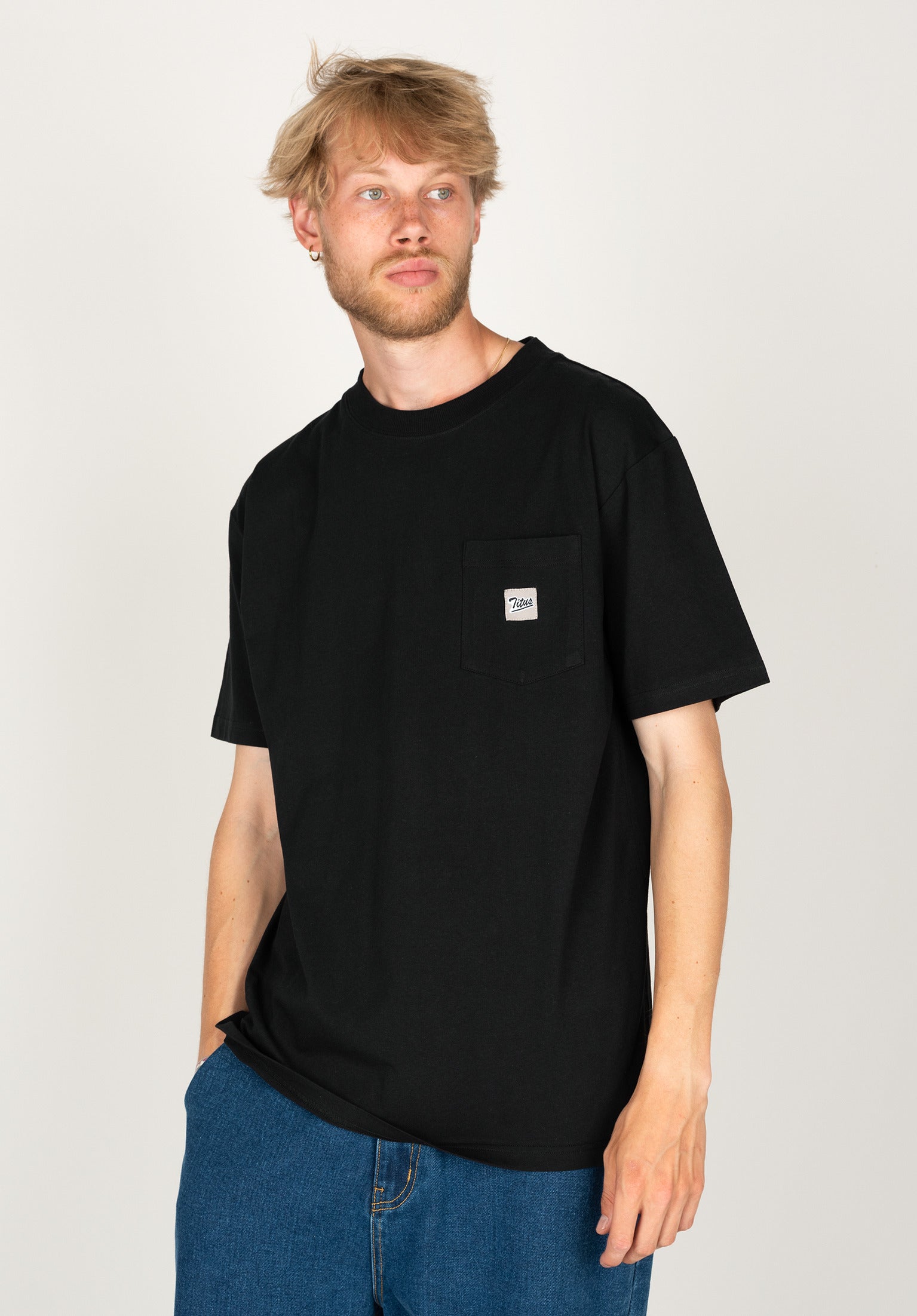 titus-script-pocket-regular-fit-t-shirt image 1