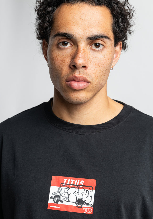 titus-stickers-t-shirt-regular-fit-graffiti-truck-print-street-culture image 3