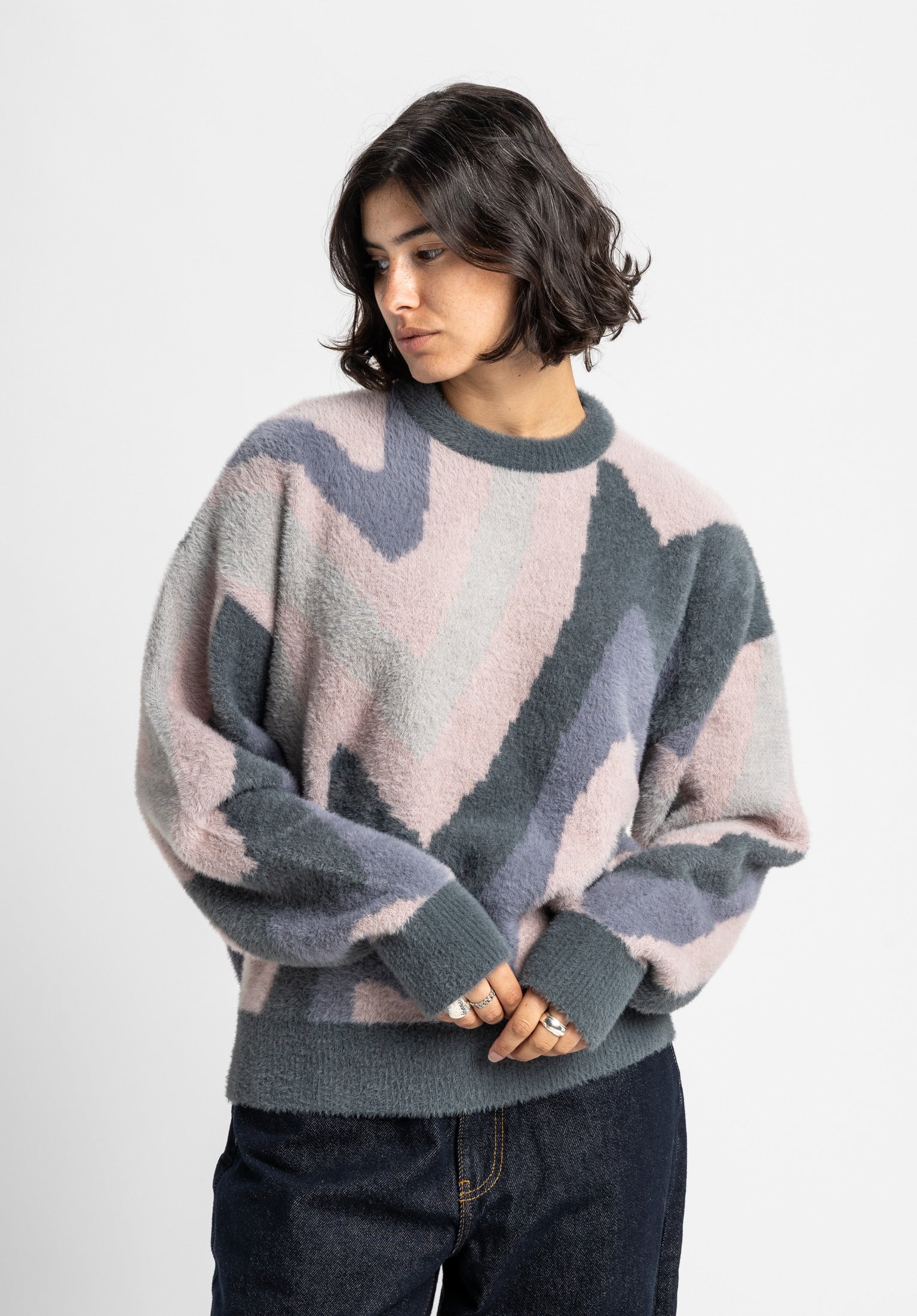 titus-marlia-knit-sweatshirt-regular-fit-flauschiger-strick-rundhalsausschnitt image 1