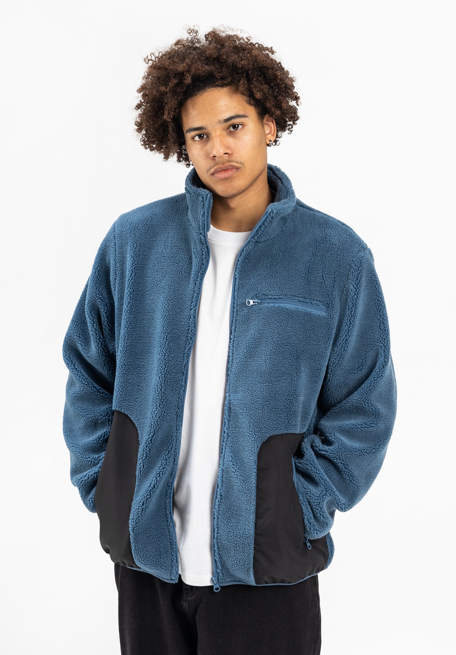 titus-kelian-bergangsjacke-sherpa-fleece-regular-fit-hoher-kragen image 1