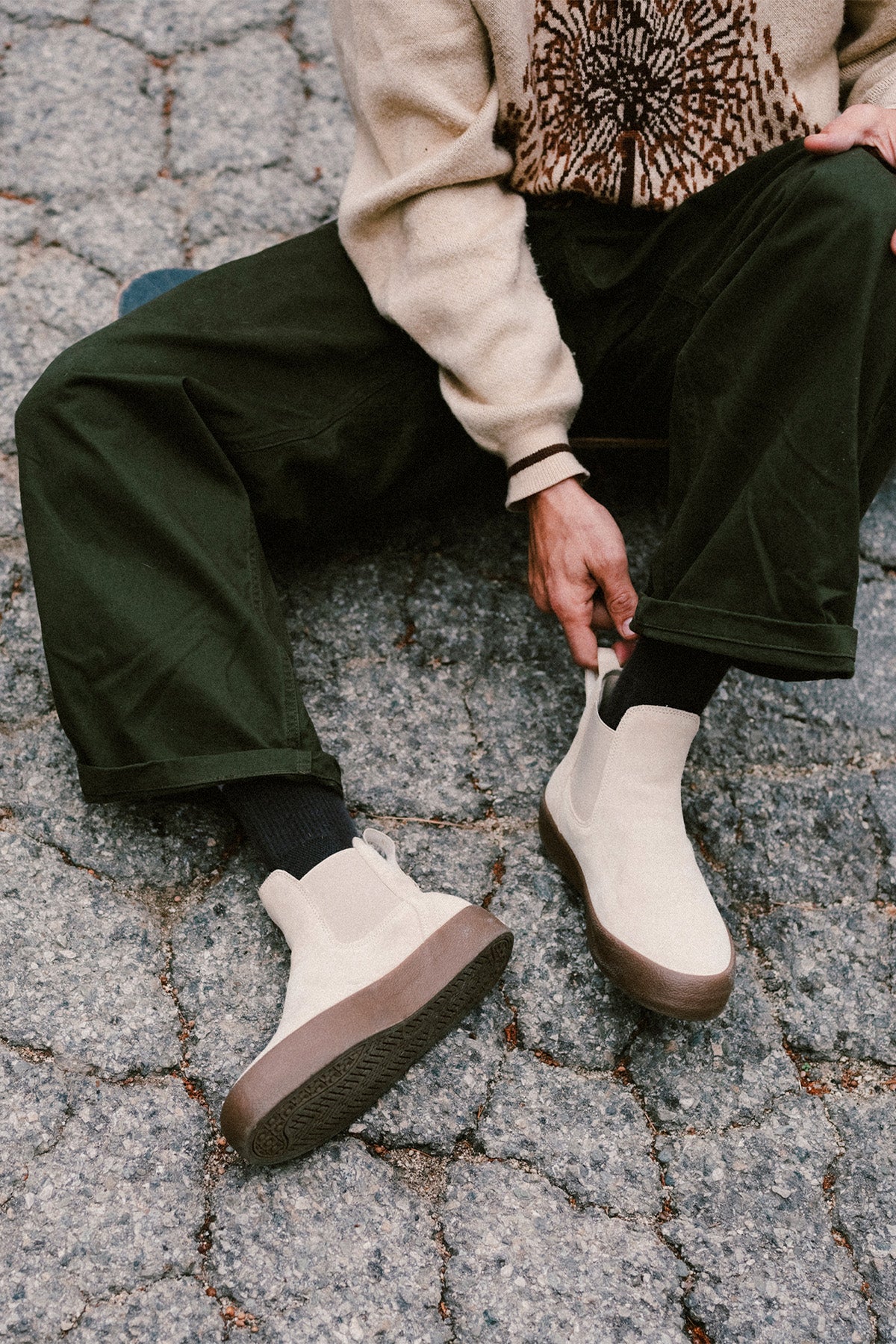 globe-dover-ii-safari-crepe-shoes image 2
