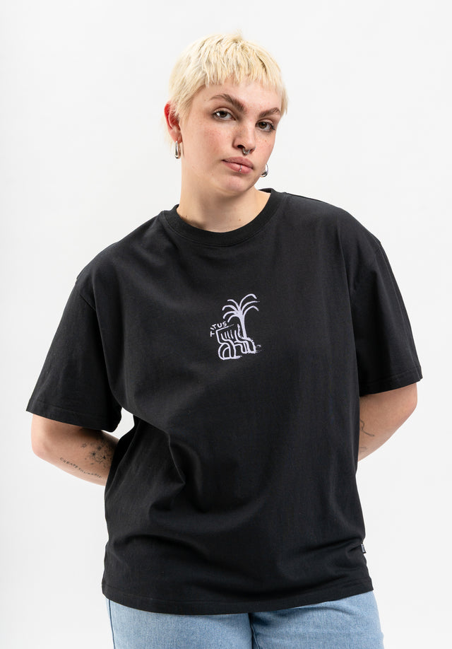titus-riven-t-shirt image 3