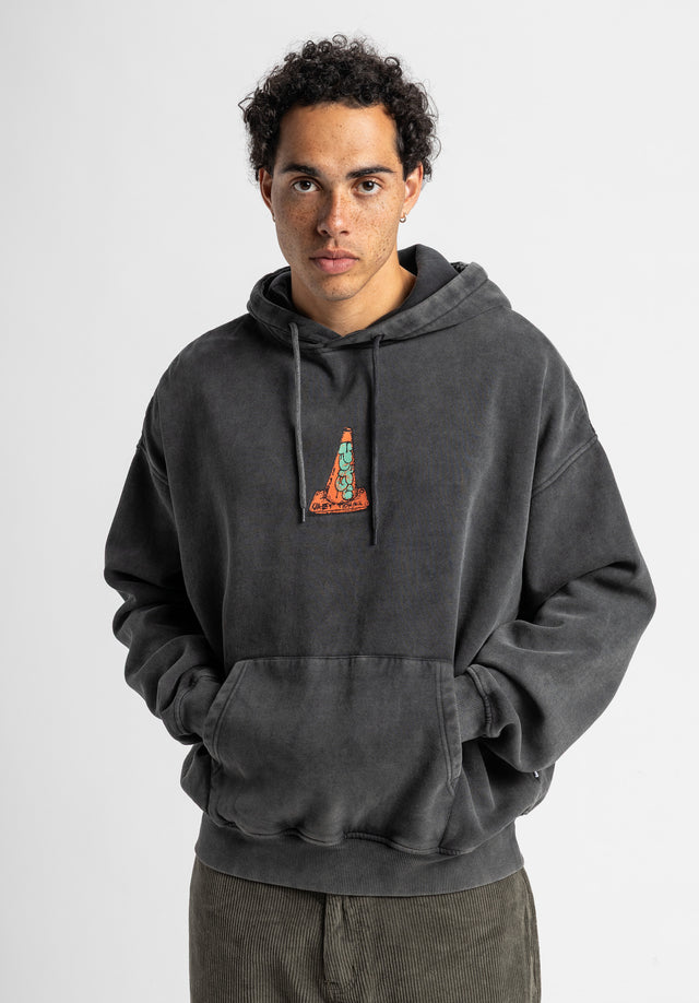 titus-pylone-hoodie-vintage-wash-kapuzenpullover-mit-graffiti-print image 3