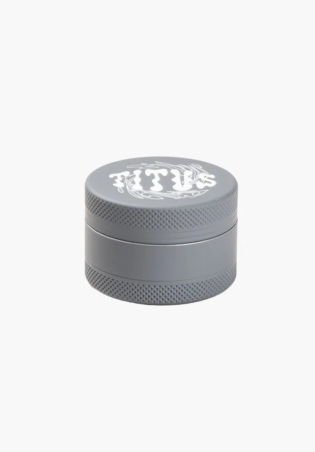 titus-hazy-days-pocket-metal-3-parts-mini-grinder-3-8-cm image 1